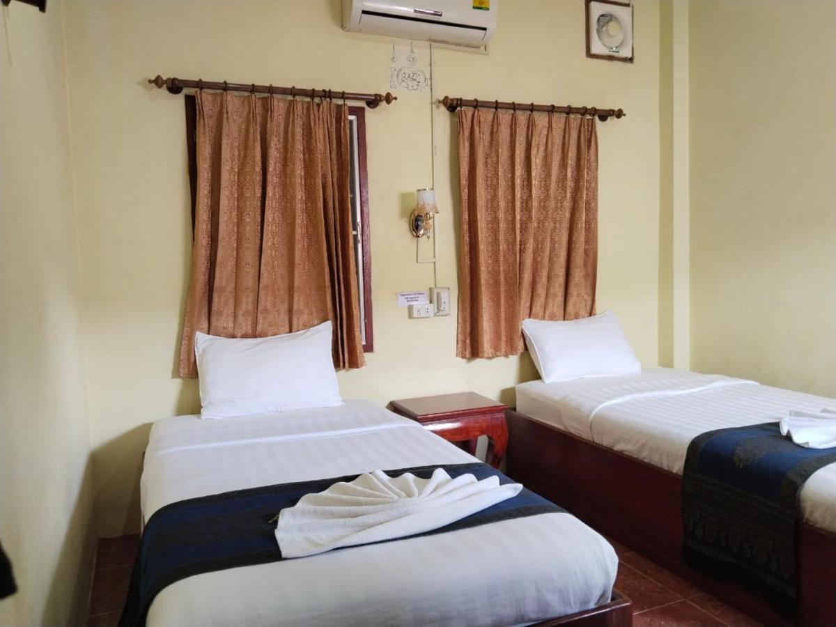 Thipphaphone Guesthouse Pakbeng Ngoại thất bức ảnh